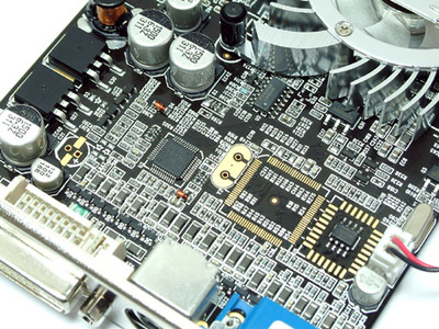 FX5200Ultra显卡技术深度解析 重温经典，探寻时代印记